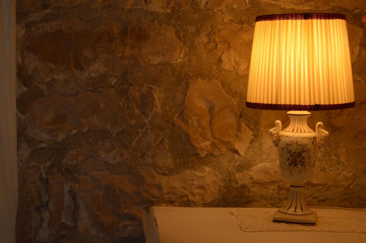 Visilo Stone House Villa Pucisca Dış mekan fotoğraf
