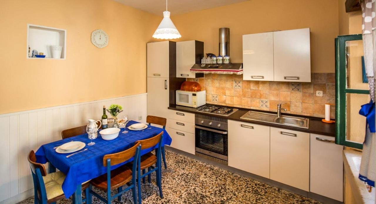 Visilo Stone House Villa Pucisca Dış mekan fotoğraf