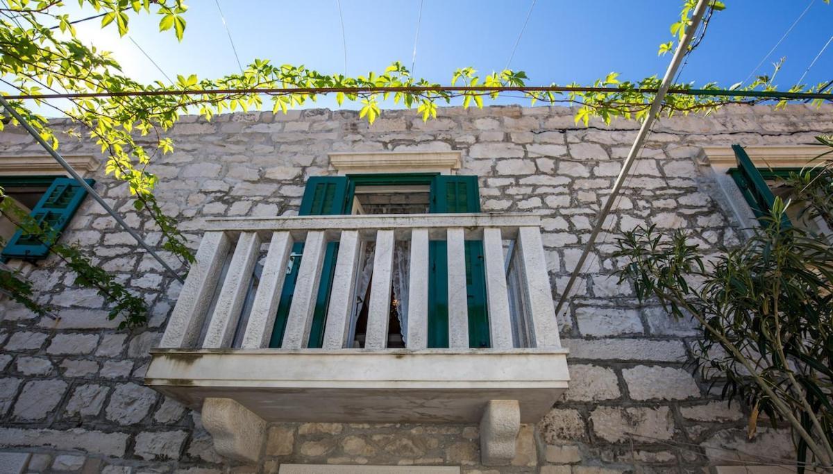 Visilo Stone House Villa Pucisca Dış mekan fotoğraf
