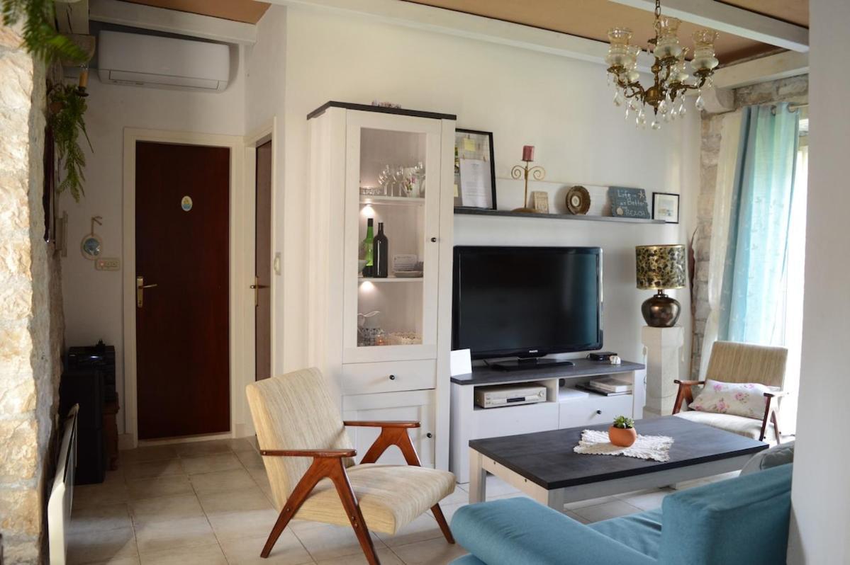 Visilo Stone House Villa Pucisca Dış mekan fotoğraf